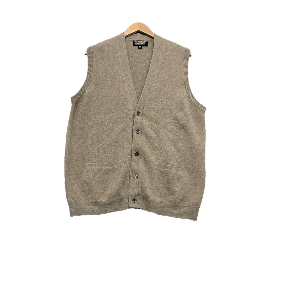 BROOKS BROTHERS Sweater Vest Mens 46 Pure Lambswool Button Grandpa Beige England